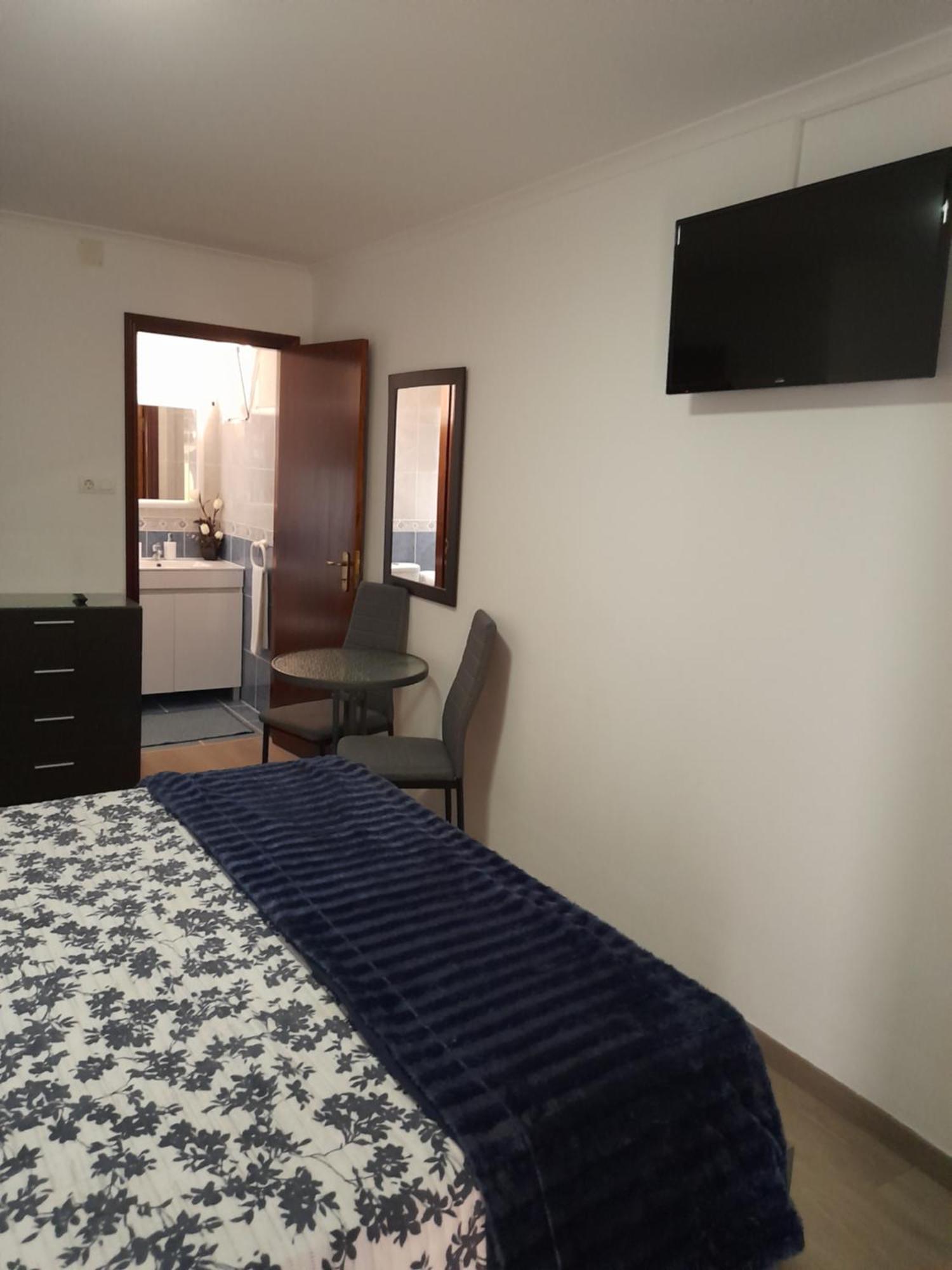 Alojamento S. Pedro Peniche Habitación foto